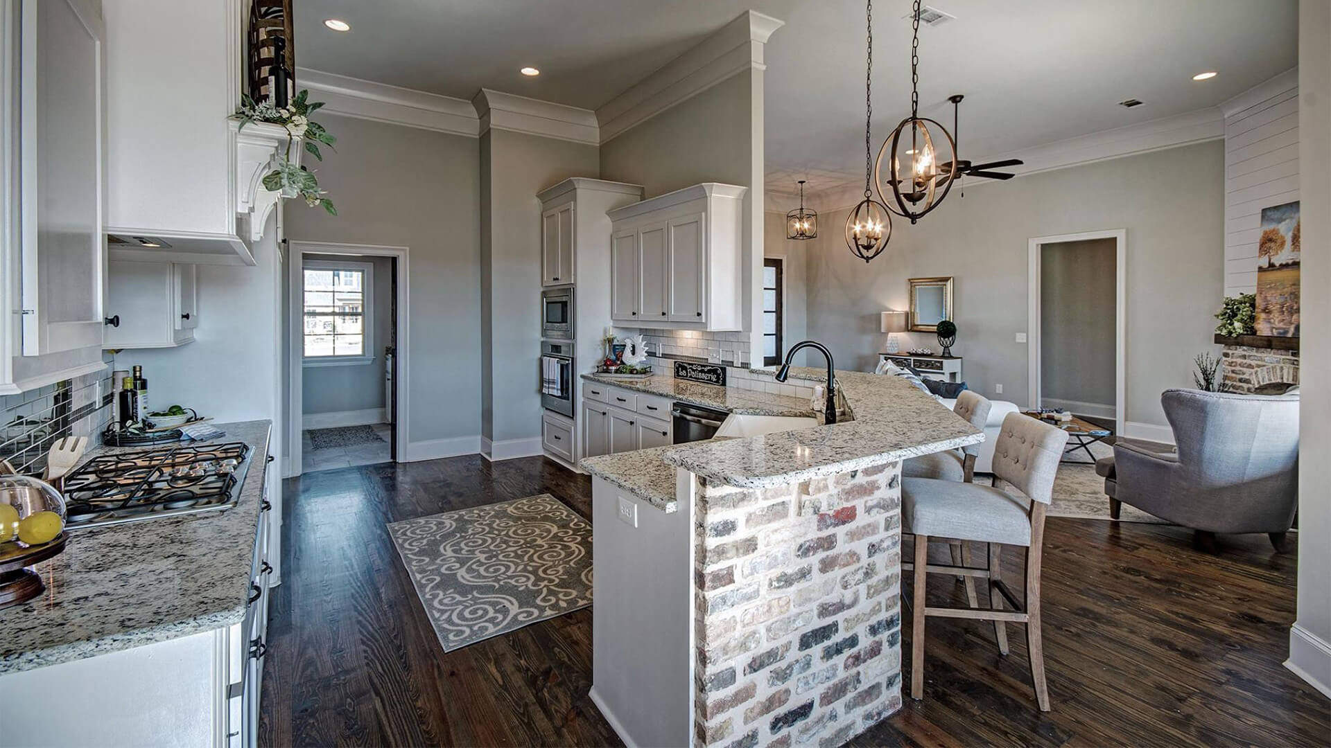 Gallery of homes built by Crown Homes, LLC in Brandon Mississippi.